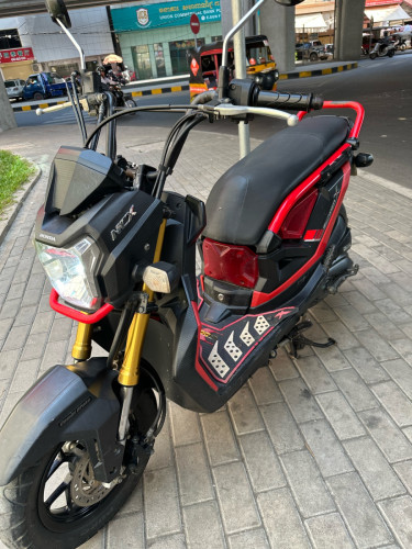 លក់Honda zoomer