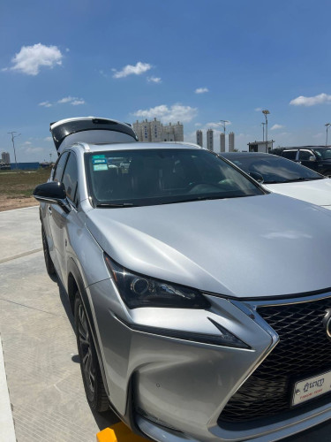 ឡានលក់NX200t F sport 017 រត់ស្មូតល្អ កង់បួនថ្មីចេស