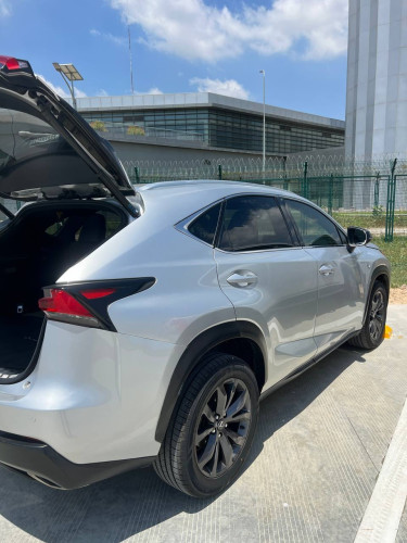ឡានលក់NX200t F sport 017 រត់ស្មូតល្អ កង់បួនថ្មីចេស