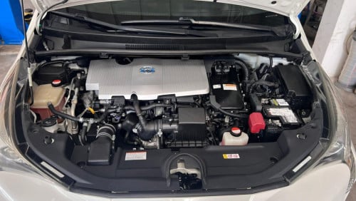 មកដល់ថ្មីៗ​ Prius 016 Full Option សកាំម៉ៃ​ ក្នុងឆឺរី​ (សន្លឹក​ពន្ធ)