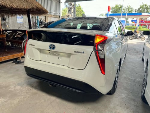 មកដល់ថ្មីៗ​ Prius 016 Full Option សកាំម៉ៃ​ ក្នុងឆឺរី​ (សន្លឹក​ពន្ធ)