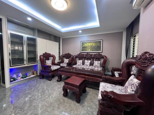 វីឡាភ្លោះសម្រាប់ជួល | បុរី ប៉េងហួត បឹងស្នោរ Roseville