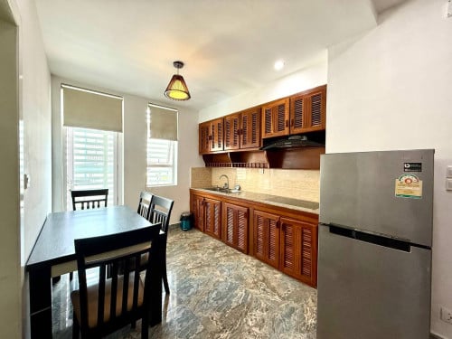𝐅𝐨𝐫 𝐑𝐞𝐧𝐭: Spacious 2-Bedroom Apartment – BKK Area