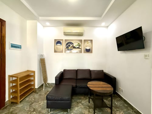 𝐅𝐨𝐫 𝐑𝐞𝐧𝐭: Spacious 2-Bedroom Apartment – BKK Area