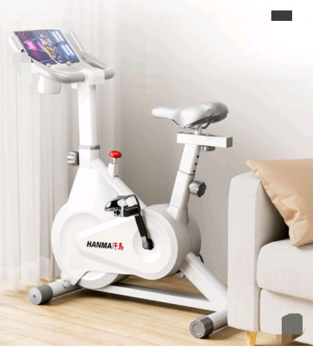 កង់ធាក់ហាត់ប្រាណ រឹងមាំ Spinning Bike