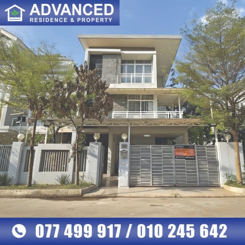 🏘 វីឡាឃ្វីន កែង(Queen) ក្នុងបុរី វ៉ារីណា ឌួងងៀប ត្រូវការលក់បន្ទាន់ខ្លាំង (កូដ: A05-058150)