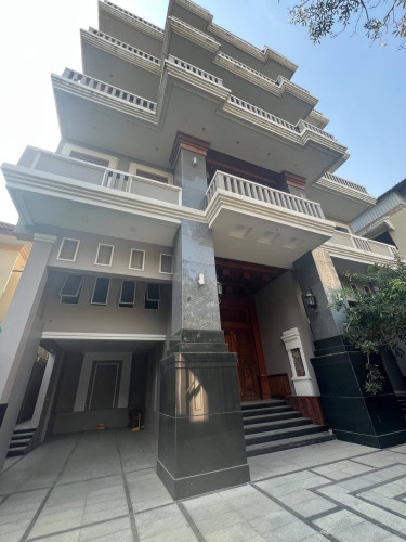 ផ្ទះវីឡាសម្រាប់លក់/ Villa for លក់ ទីតាំង៖សង្កាត់បឹងកងកងទី1 ខណ្ឌបឹងកេងកង/ Location:Located in SkBkk1