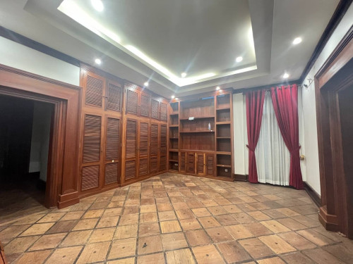 ផ្ទះវីឡាសម្រាប់លក់/ Villa for លក់ ទីតាំង៖សង្កាត់បឹងកងកងទី1 ខណ្ឌបឹងកេងកង/ Location:Located in SkBkk1