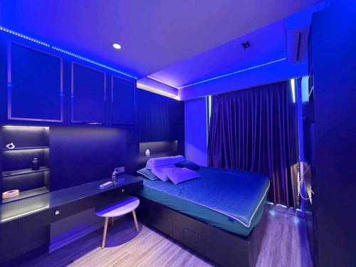 2 Bedroom Condo Time Square 3