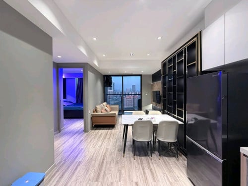 2 Bedroom Condo Time Square 3