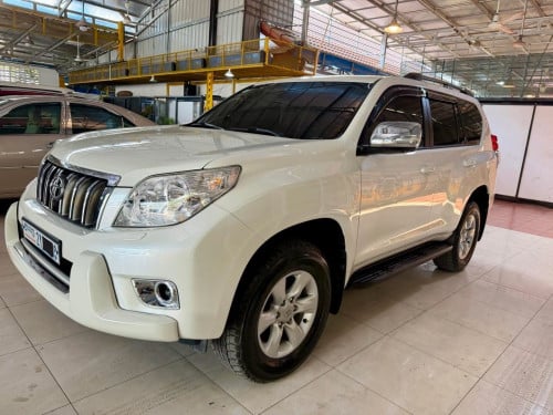 2013 Toyota Prado 4