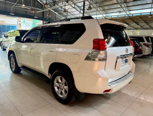 2013 Toyota Prado 4