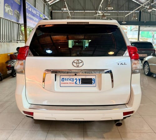2013 Toyota Prado 4