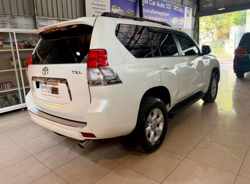 2013 Toyota Prado 4