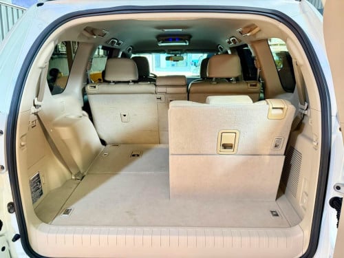 2013 Toyota Prado 4