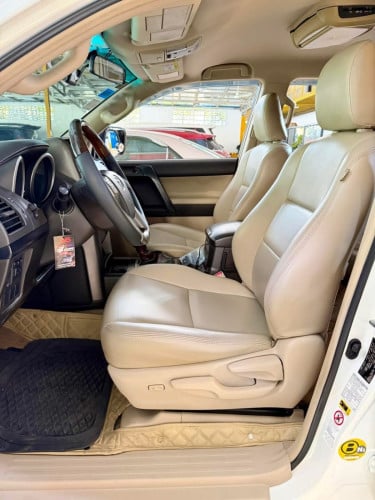 2013 Toyota Prado 4