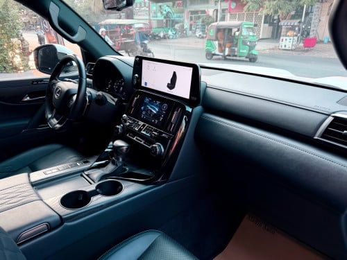2022 Lx 600 Grandeur VIP 4 កៅអី