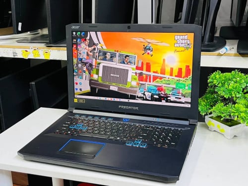 Acer Predator Helis 500 / GTX 1070 8GB /17.3"