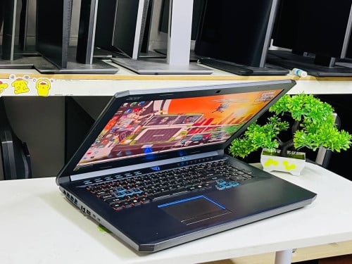 Acer Predator Helis 500 / GTX 1070 8GB /17.3"