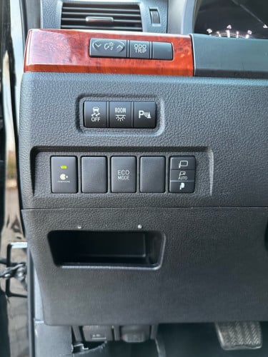 ALPHARD2012 VIP SEAT OPTIONពេញ20000$ ជាងសាង