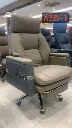 Boss chair