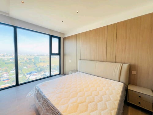 Brand New Fully Furnished 1 Bedroom Vue Aston