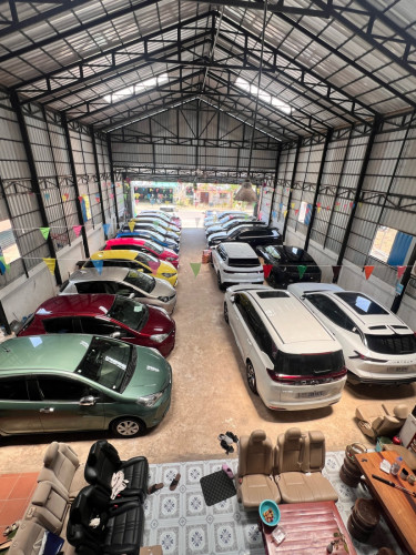 Car for sale (ក្នុងក្រុងសៀមរាប)