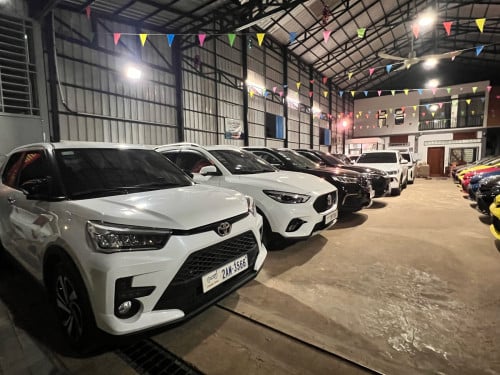 Car for sale (ក្នុងក្រុងសៀមរាប)