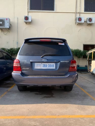 Car For Sale Urgent Highlander 2003 V6 - $12,998 only