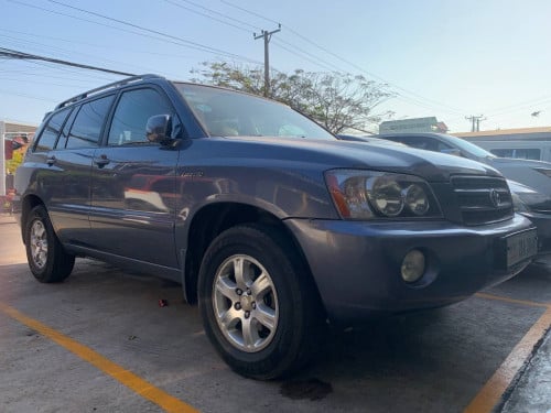 Car For Sale Urgent Highlander 2003 V6 - $12,998 only