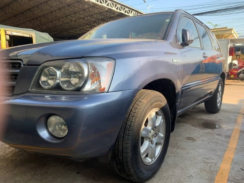 Car For Sale Urgent Highlander 2003 V6 - $12,998 only