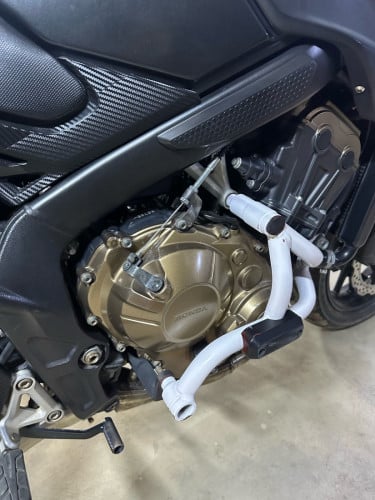 Cb650f អត់អាវ ឆ្នាំ2018 inbox📩telegram 060907042 tel:0716356429 087796462