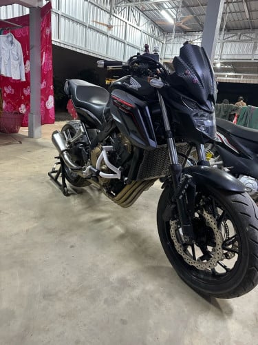 Cb650f អត់អាវ ឆ្នាំ2018 inbox📩telegram 060907042 tel:0716356429 087796462