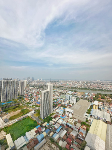 Condo Urban Village for Rent