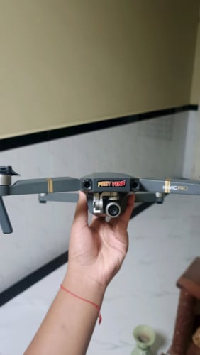 DJI Mavic Pro Combo ថ្ម 2 ស្អាត ទិញមកពីស្រុកគេ