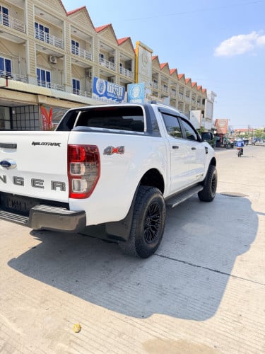 FORD Ranger wildtrak 2021 ម៉ាសុីន​2.0​ ប៉ុងពីរ ទឹកថ្នាំសុីនមួយជុំ ​ ប្រេី​បាន​3មុឺនគីឡូជាង