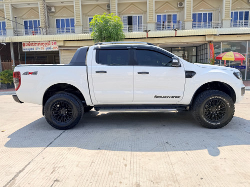 FORD Ranger wildtrak 2021 ម៉ាសុីន​2.0​ ប៉ុងពីរ ទឹកថ្នាំសុីនមួយជុំ ​ ប្រេី​បាន​3មុឺនគីឡូជាង