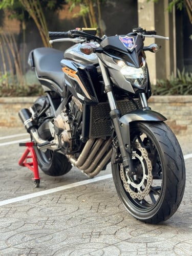 Honda cb650F