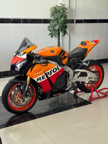 Honda CBR1000RR Repsol