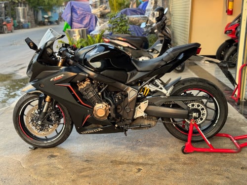 Honda CBR650R Japan