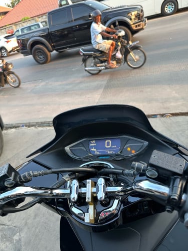 HONDA PCX 021