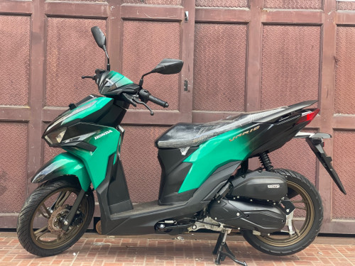 Honda Vario ឆ្នាំ2024 Smart Key ថ្មីក្រដាសពន្ធ💯💯 មានសេវាបង់រំលស់សុទ្ធ100%