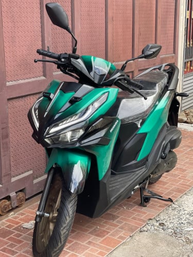 Honda Vario ឆ្នាំ2024 Smart Key ថ្មីក្រដាសពន្ធ💯💯 មានសេវាបង់រំលស់សុទ្ធ100%