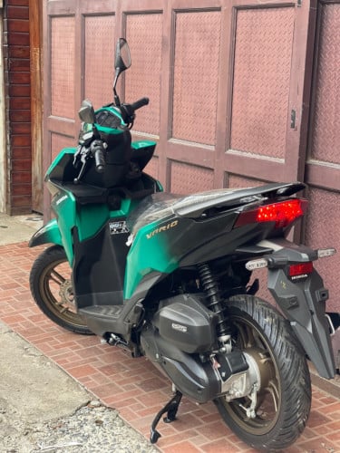Honda Vario ឆ្នាំ2024 Smart Key ថ្មីក្រដាសពន្ធ💯💯 មានសេវាបង់រំលស់សុទ្ធ100%