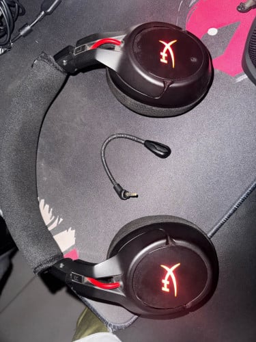 Hyperx Cloud Flight wireless