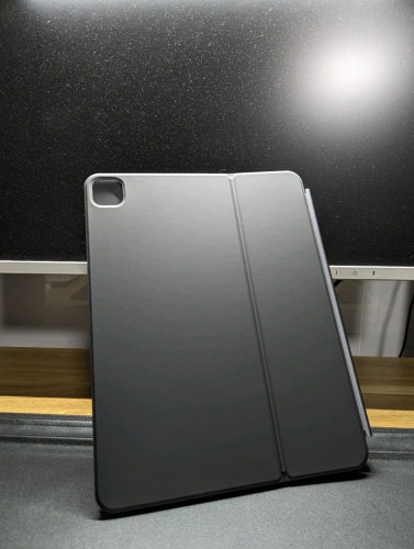 IPad Pro 13-inch (M4) Keyboard /*ទិញមកខុសម៉ូដែល អត់ទាន់បានប្រើ*/ OEM