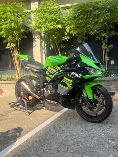 Kawasaki ninja ZX6r