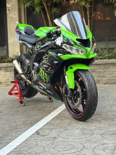 Kawasaki Ninja ZX6r