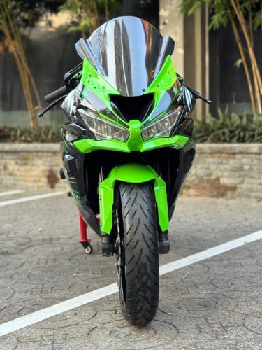 Kawasaki Ninja ZX6r