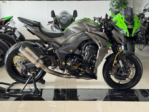 Kawasaki Z1000 2015 Japan